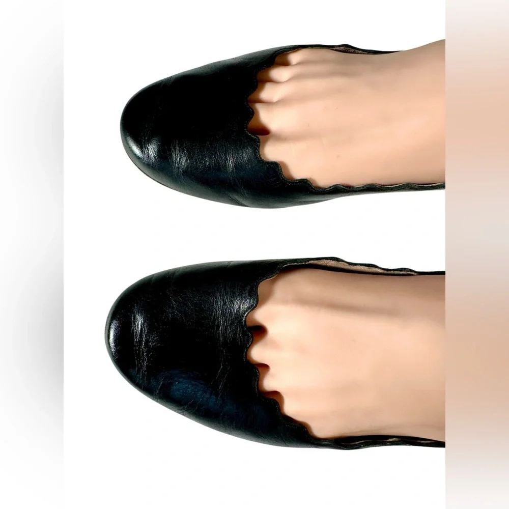 Chloe LAUREN Leather Scalloped Ballet Flats. Made in Italy US 7.5 - Picture 7 of 14